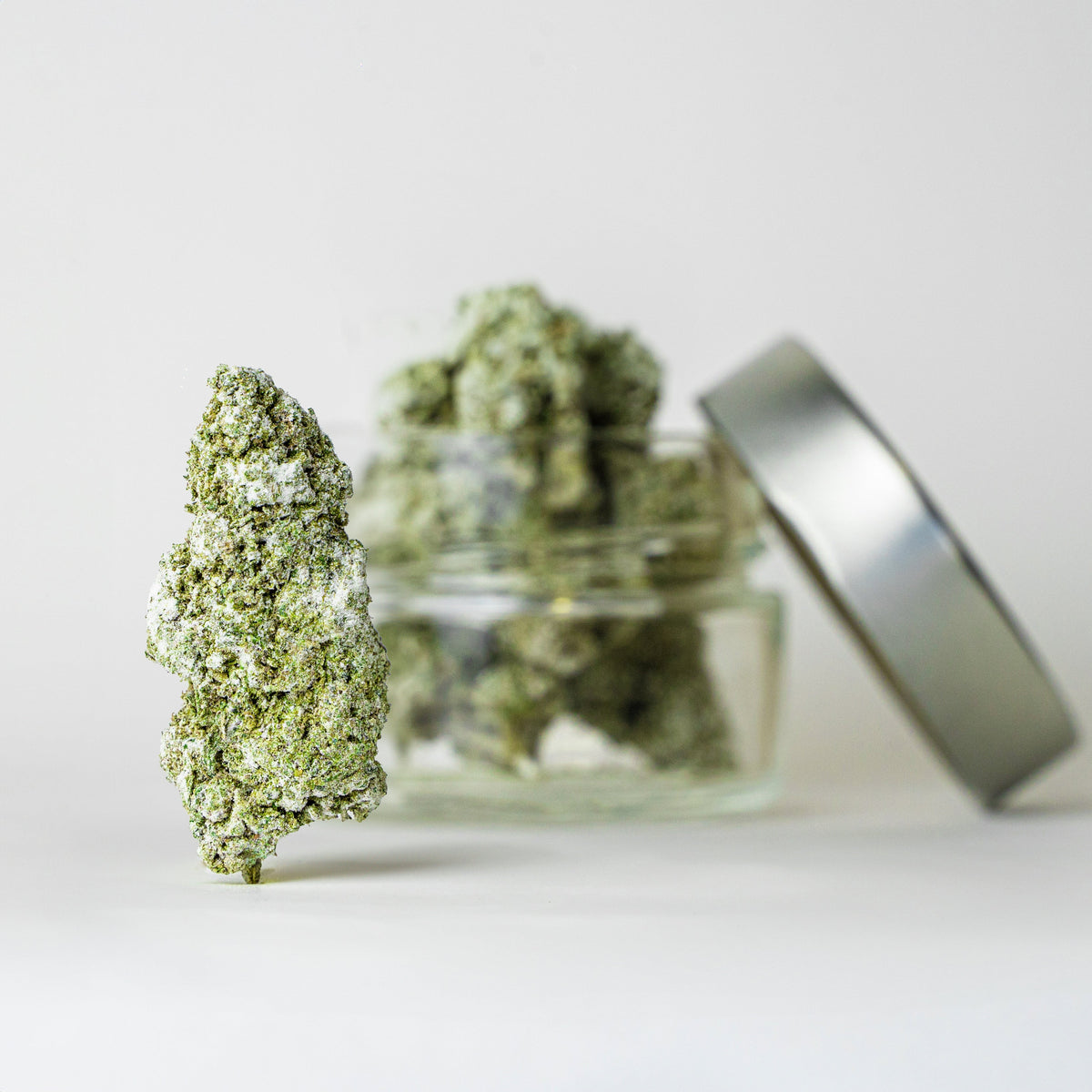 Fleurs de CBD Herboline : 13 variétés en formats de 3 à 50 g